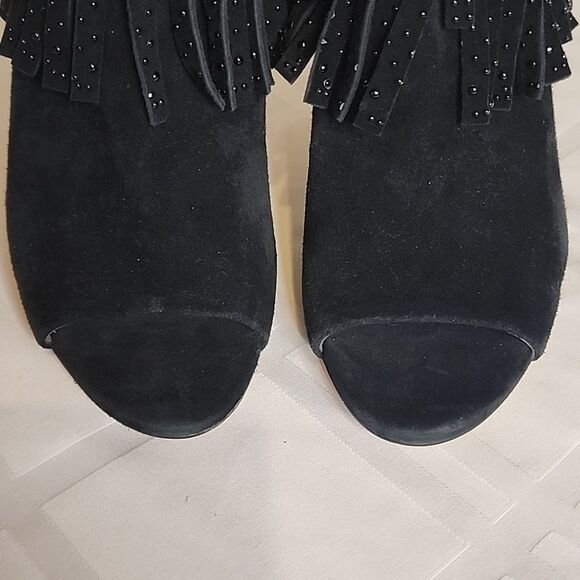 Brand NEW Peep Toe Black Frindge Bootie Boots 7.5 RETAIL 300 BCBGMAXAZRIA - Picture 2 of 9